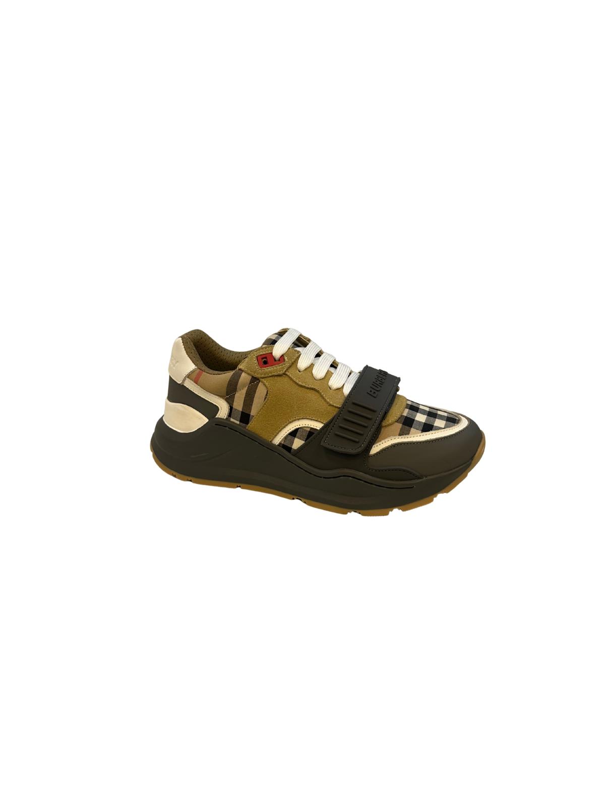 BURBERRY SHOES
