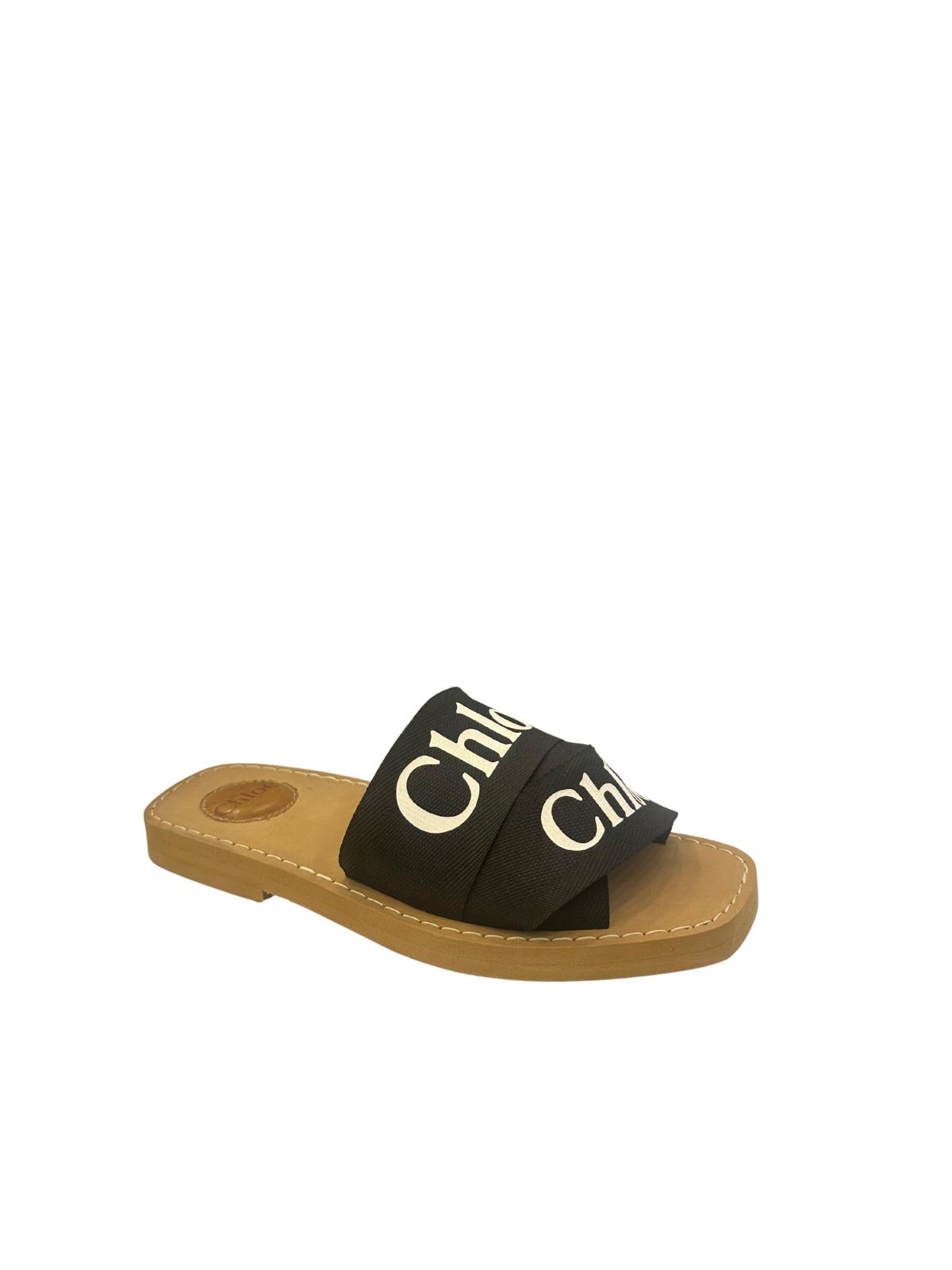 CHLOE SLIDER