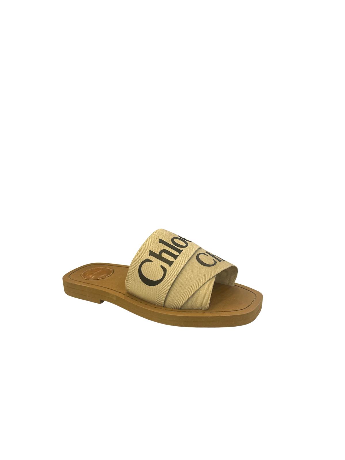 CHLOE SLIDER