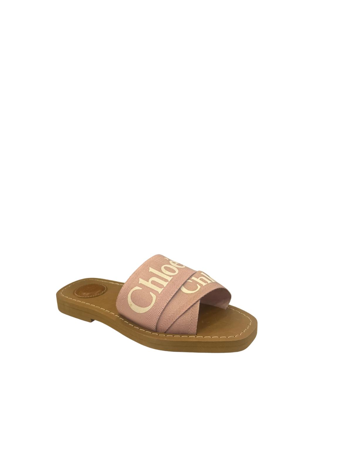 CHLOE SLIDER