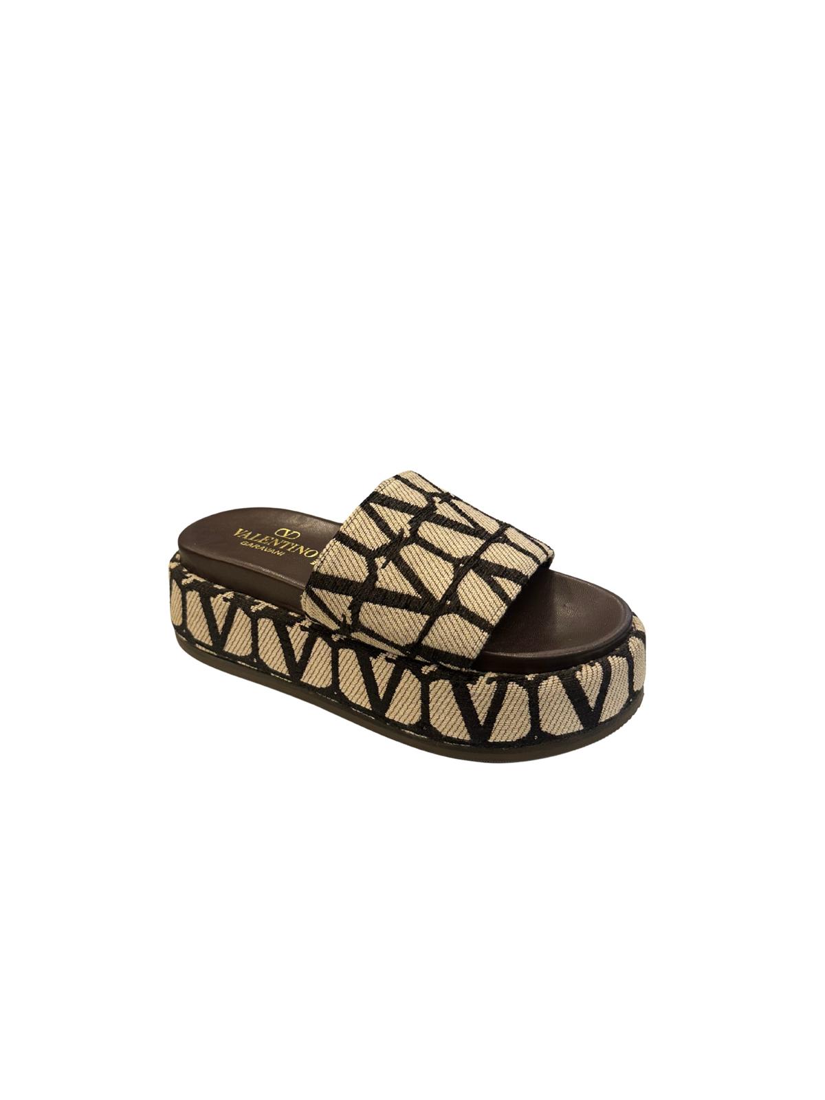 VALENTINO SLIDER