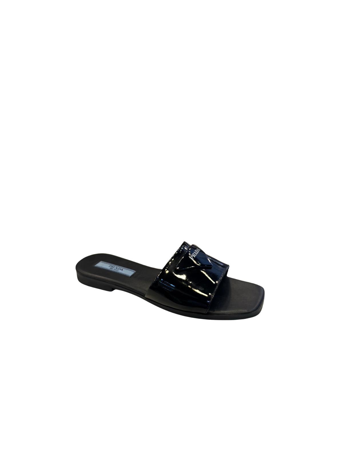 PRADA SLIDER