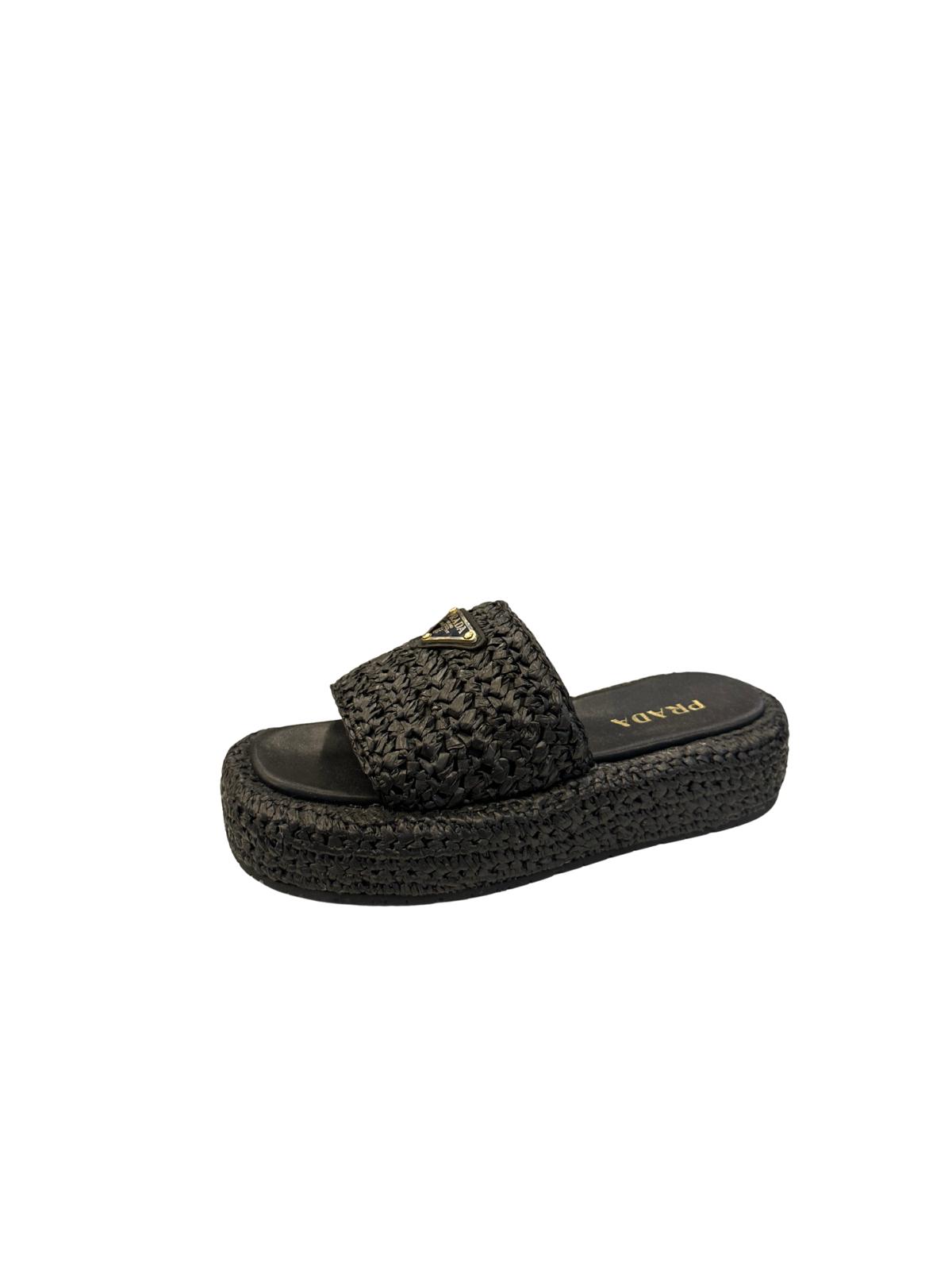 PRADA SLIDER