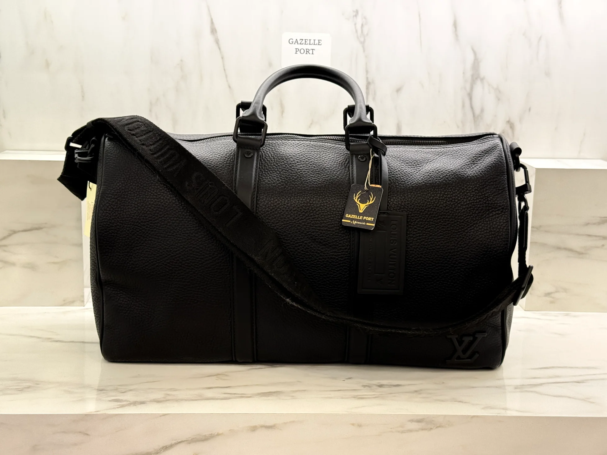 LOUIS VUITTON HAND LUGGAGE