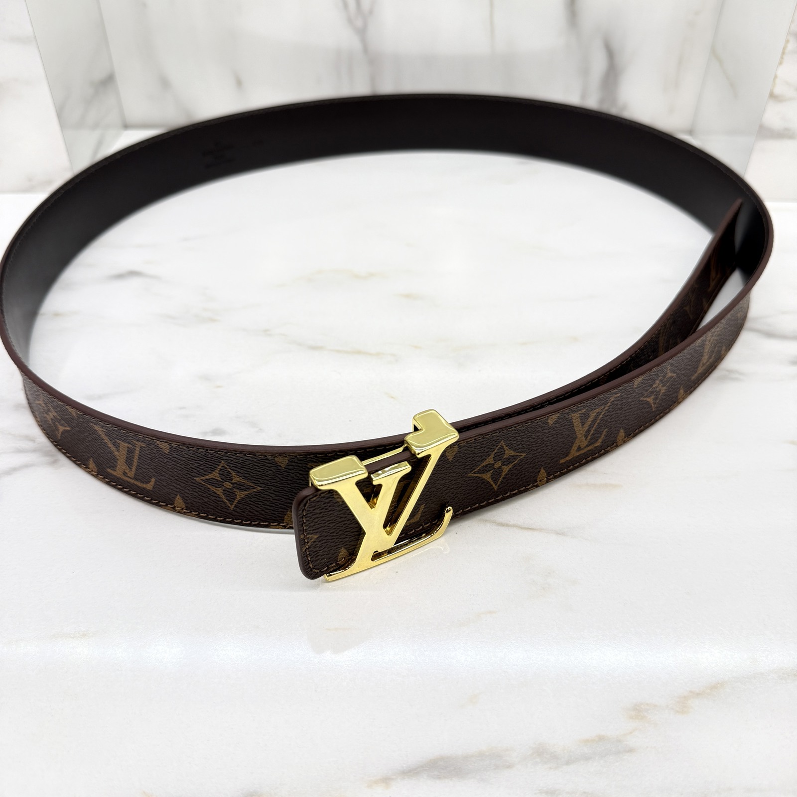 LOUIS VUITTON BELT
