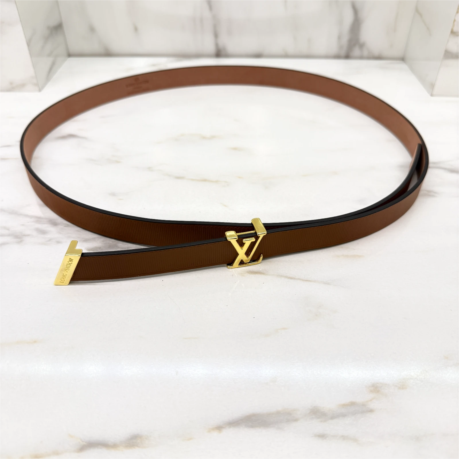 LOUIS VUITTON BELT