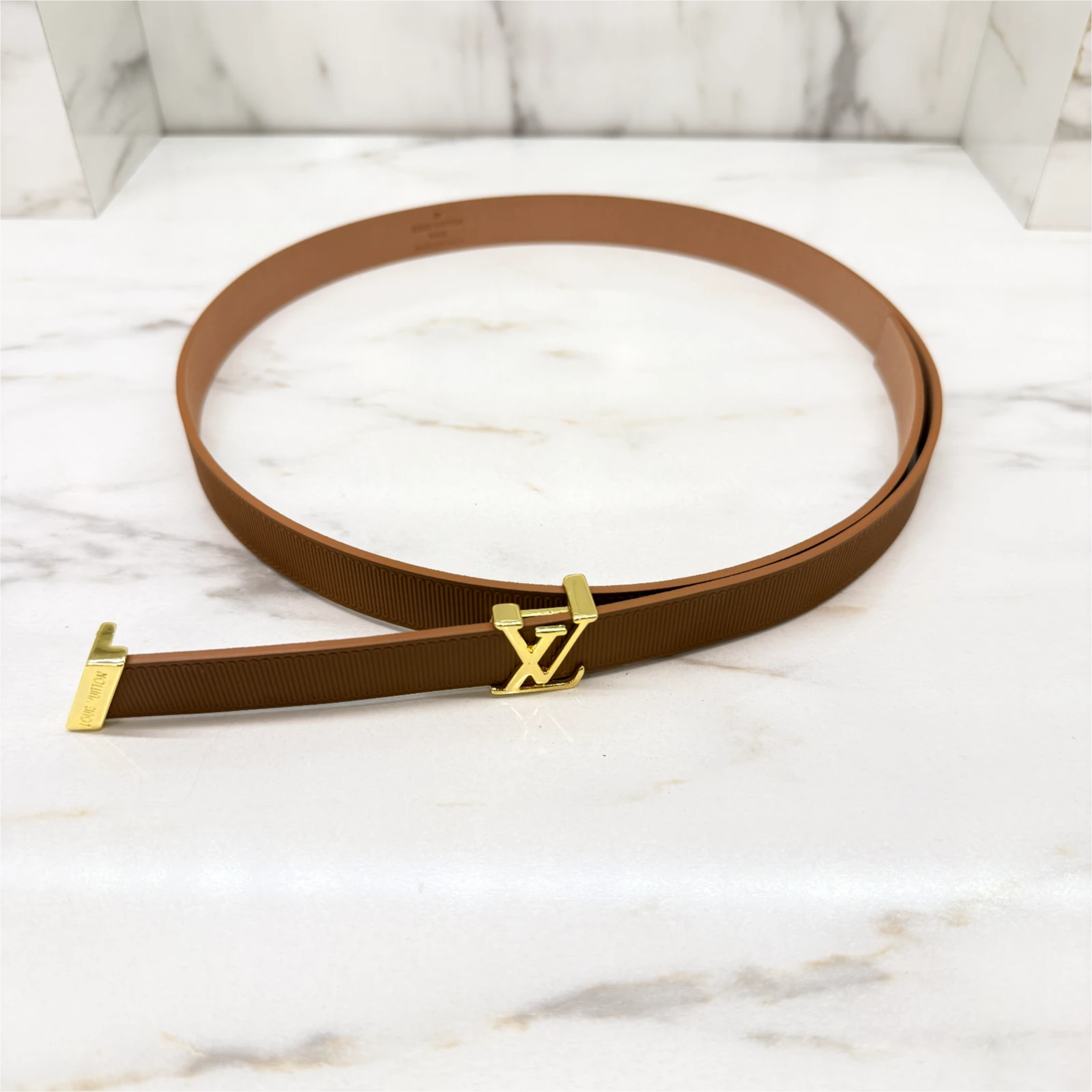 LOUIS VUITTON BELT