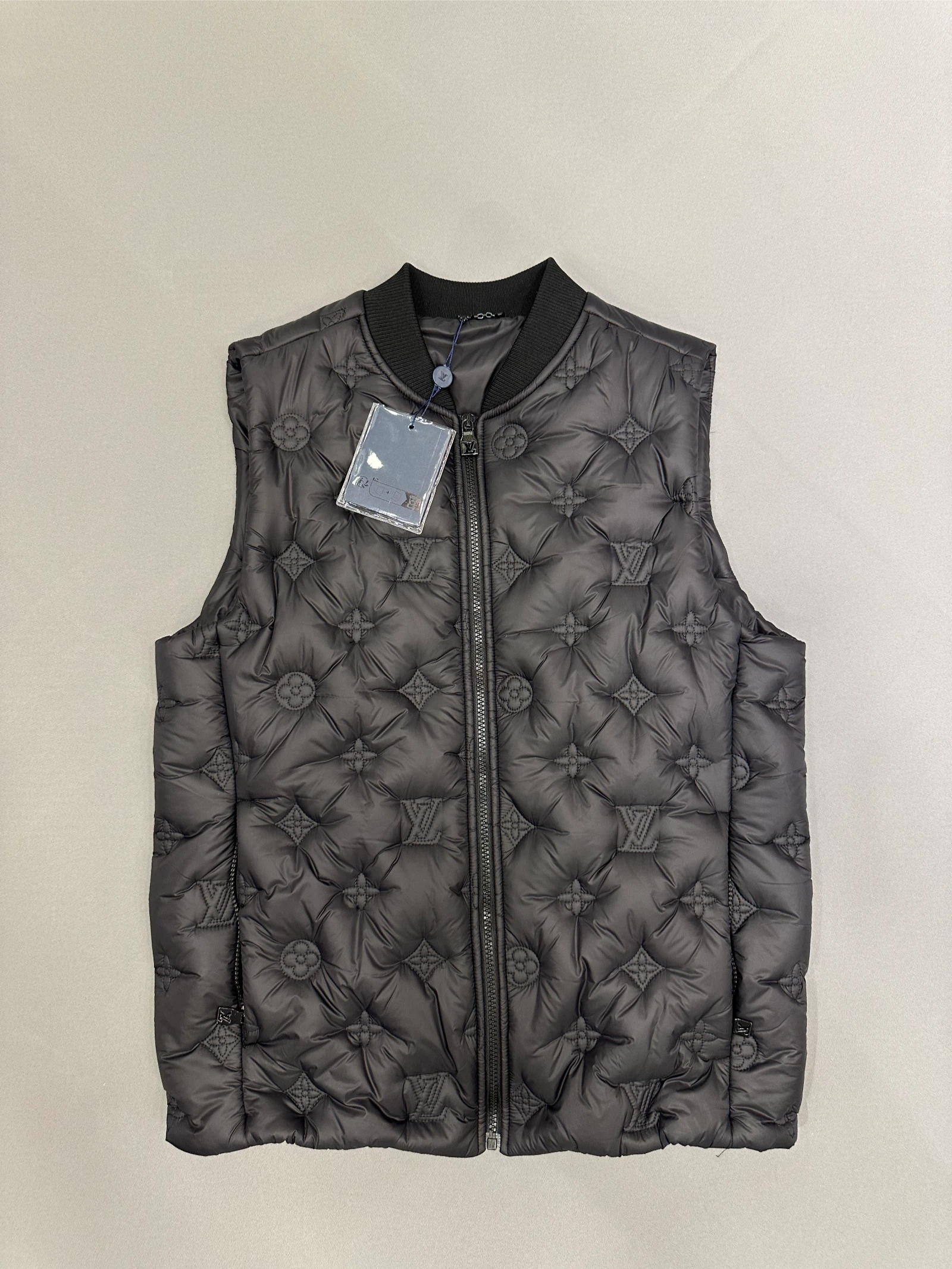 LOUIS VUITTON BODY WARMER