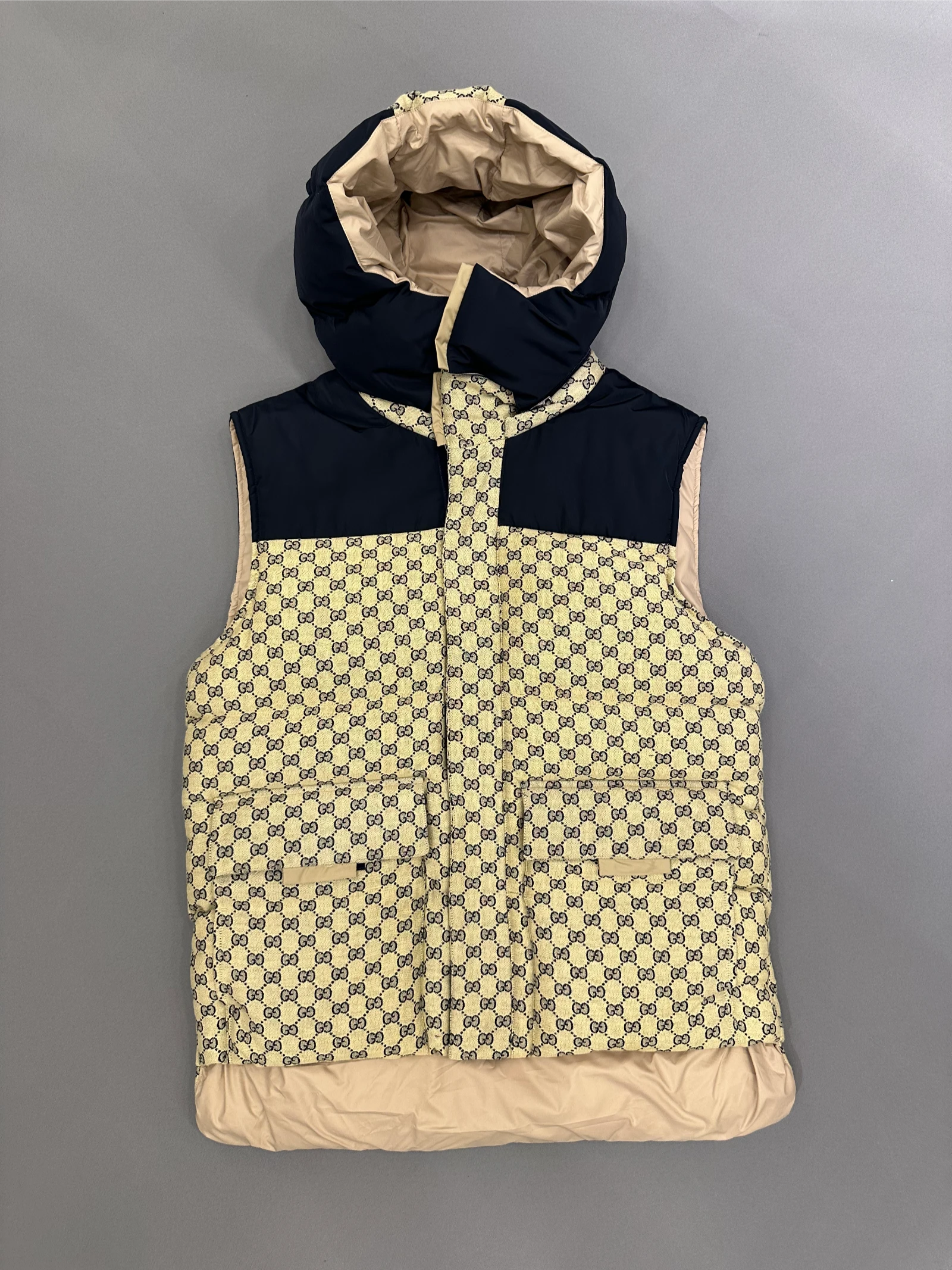 GUCCİ BODY WARMER